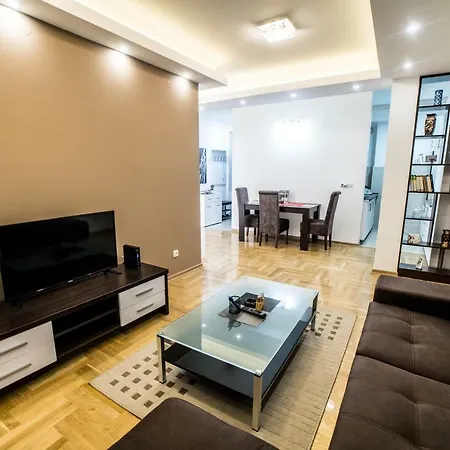 Premium 1 Apartment *